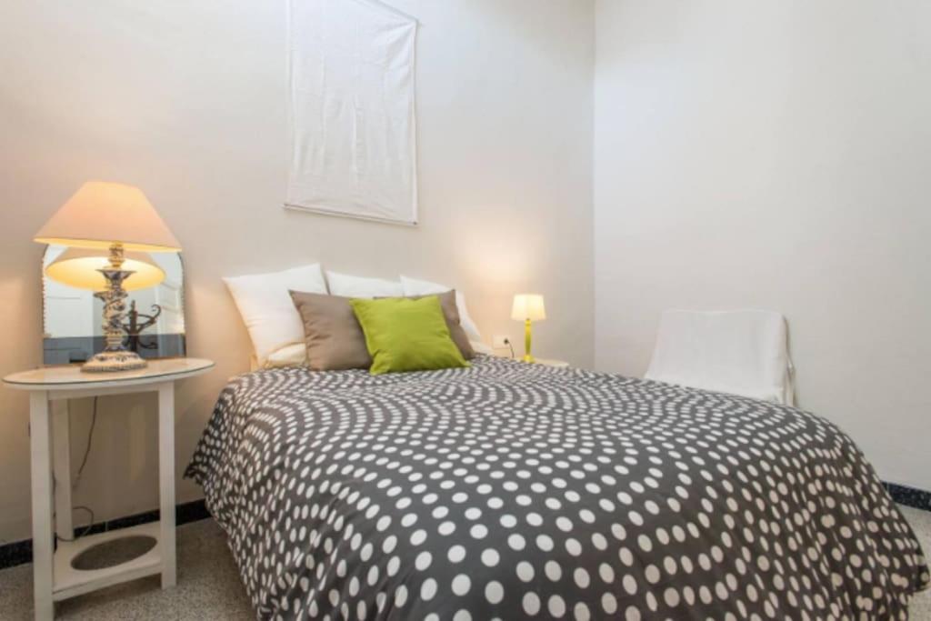 Casa Pepita: Vintage Spirit In The Old Town Apartamento Sevilha