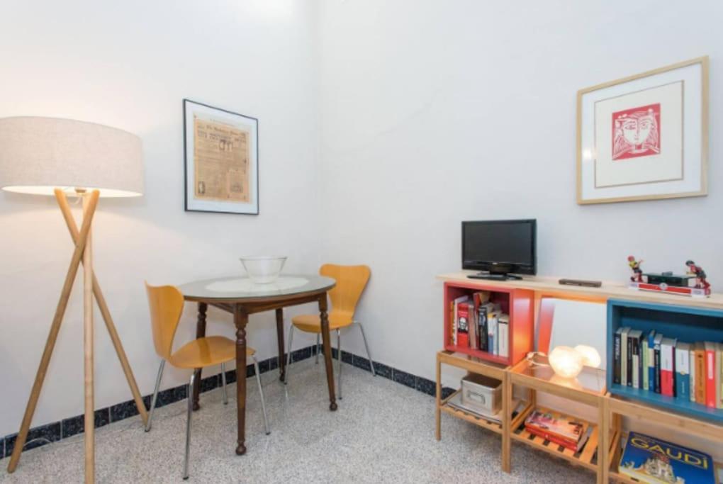 Apartamento Casa Pepita: Vintage Spirit In The Old Town *